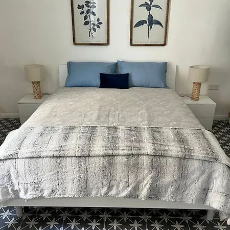 Holiday home Entire 2-bedroom House Near Valletta - Maltese Traditional For Families & Couples (adults Only) *