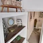 Very 2-bedroom House Near Valletta - Yellow - Perfect For Discovering Malta - Bus Stops Outside & Adjoining Cafeteria (adults Only) * 姆西达