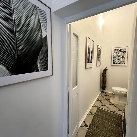 בית נופש 2-bedroom Very House Near Valletta 'yellow' - Perfect For Discovering Malta - Bus Stops Outside & Adjoining Cafeteria (adults Only)