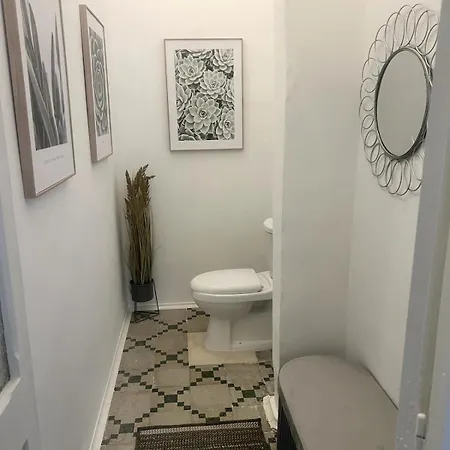 2-bedroom Very House Near Valletta 'yellow' - Perfect For Discovering Malta - Bus Stops Outside & Adjoining Cafeteria (adults Only) בית נופש מסידה