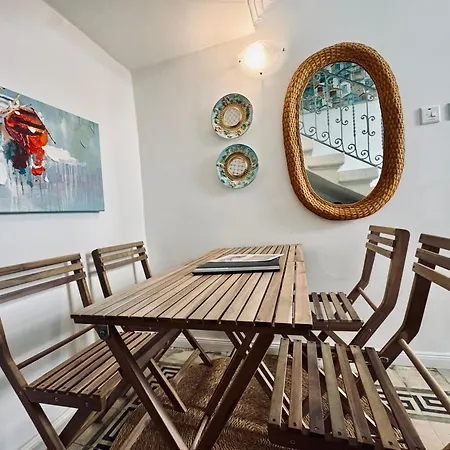2-bedroom Very House Near Valletta 'yellow' - Perfect For Discovering Malta - Bus Stops Outside & Adjoining Cafeteria (adults Only) *