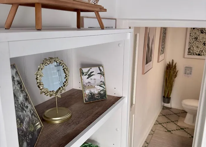 Very 2-bedroom House Near Valletta - Yellow - Perfect For Discovering Malta - Bus Stops Outside & Adjoining Cafeteria (adults Only) * Msida