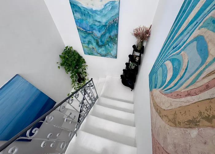 펜션 Very 2-bedroom House Near Valletta - Yellow - Perfect For Discovering Malta - Bus Stops Outside & Adjoining Cafeteria (adults Only)