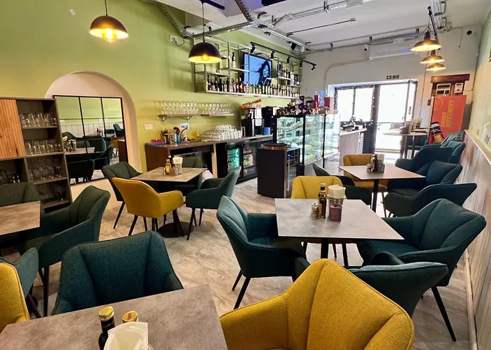 펜션 Very 2-bedroom House Near Valletta - Yellow - Perfect For Discovering Malta - Bus Stops Outside & Adjoining Cafeteria (adults Only) 음시다